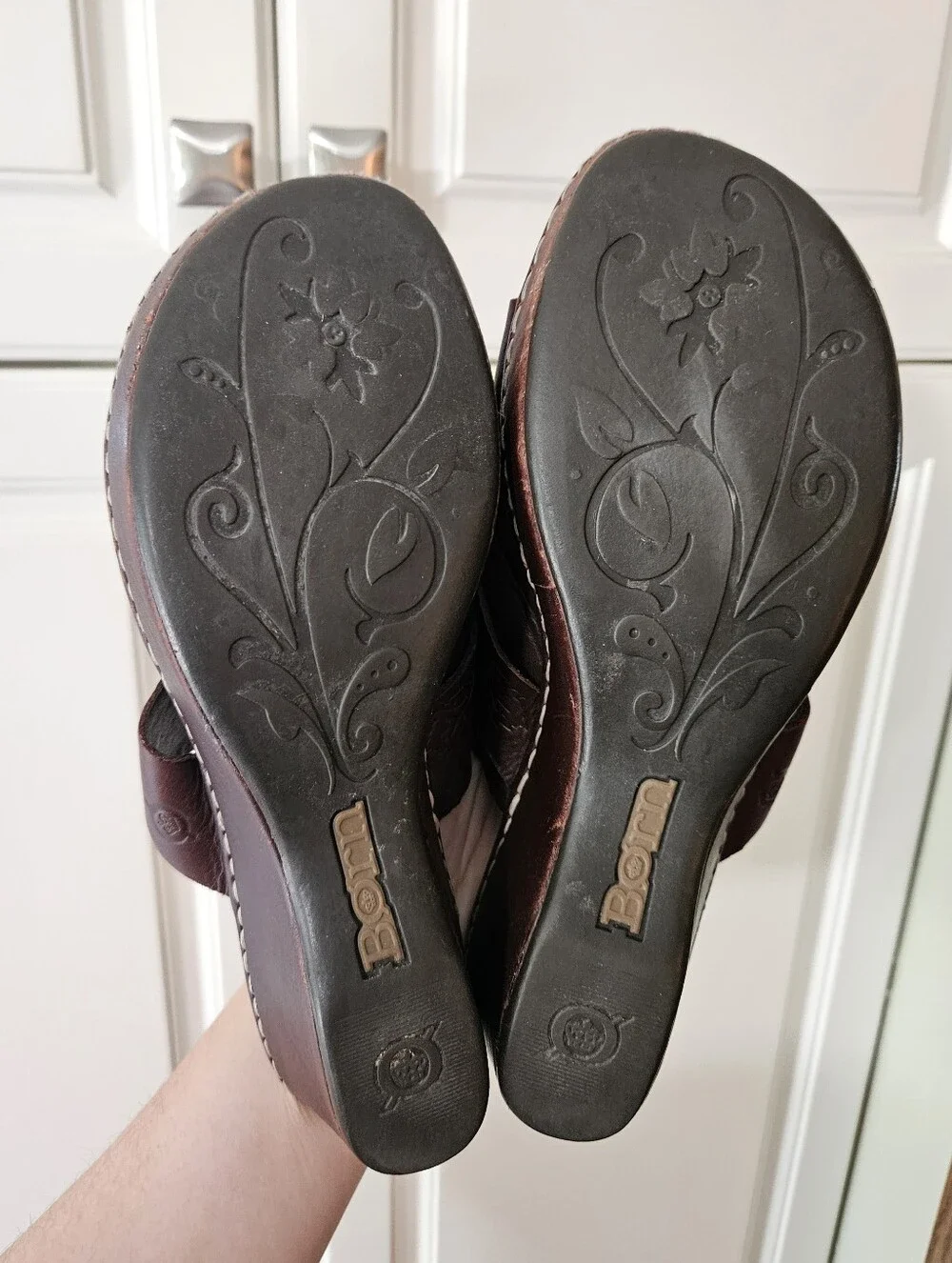 Born Brown Leather Wedge Comfort Sandals 70s 90s Boho Earthy Granola Cottagecore